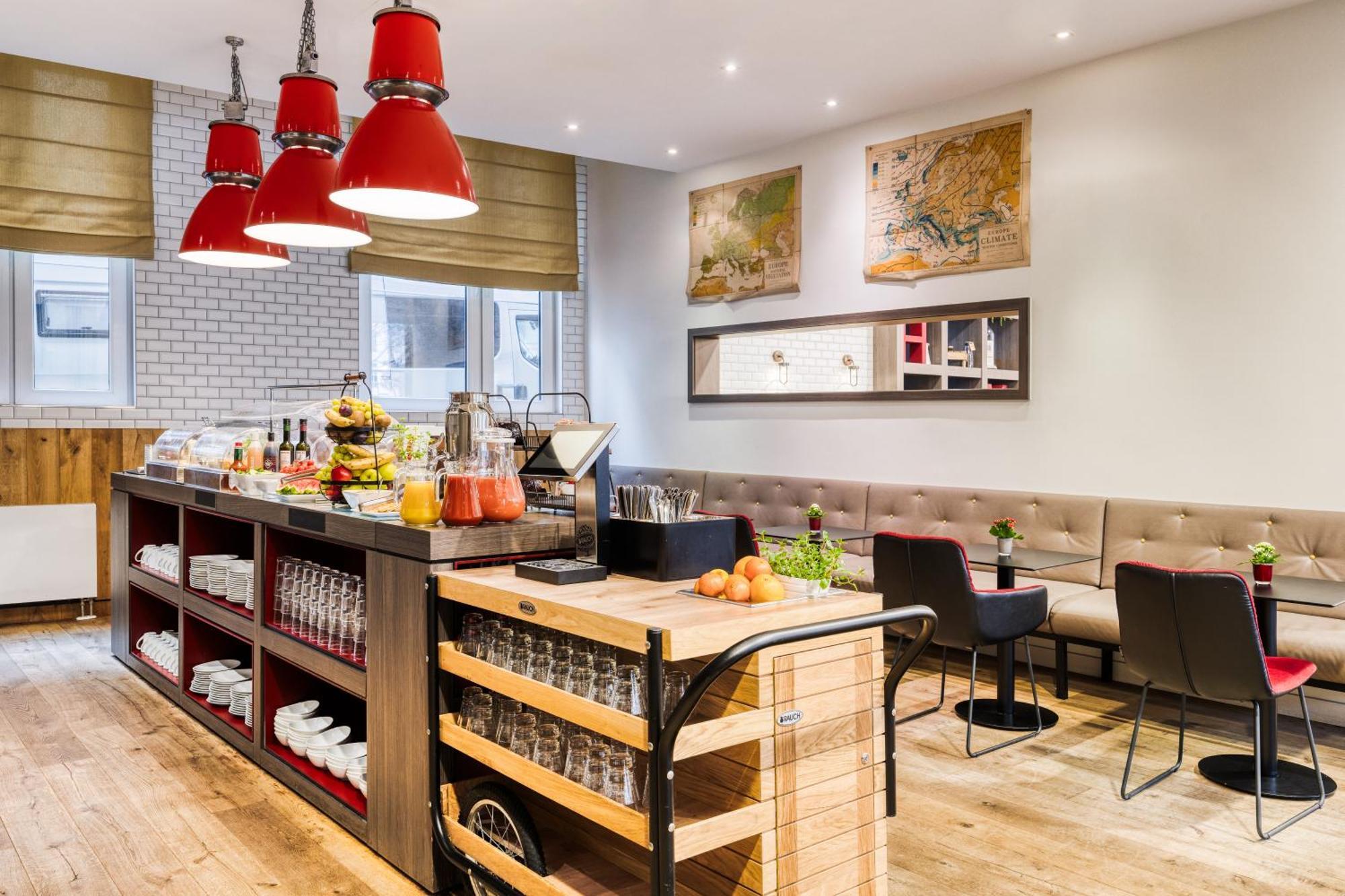 Lejlighedshotel Citadines Michel 4*